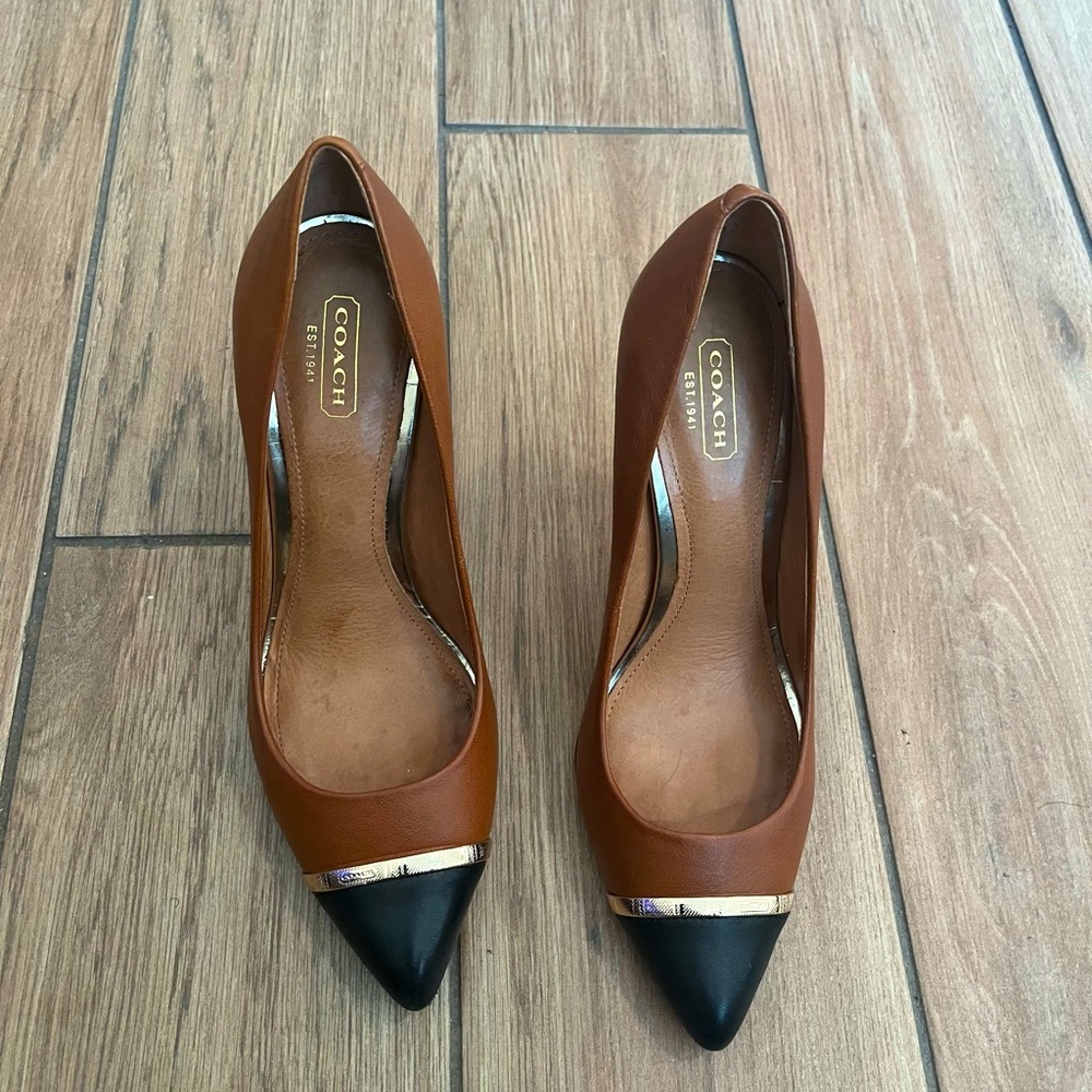 Coach Womens Nacie Heels Pump Size 8B Camel Black Leather Slip On Pointe…